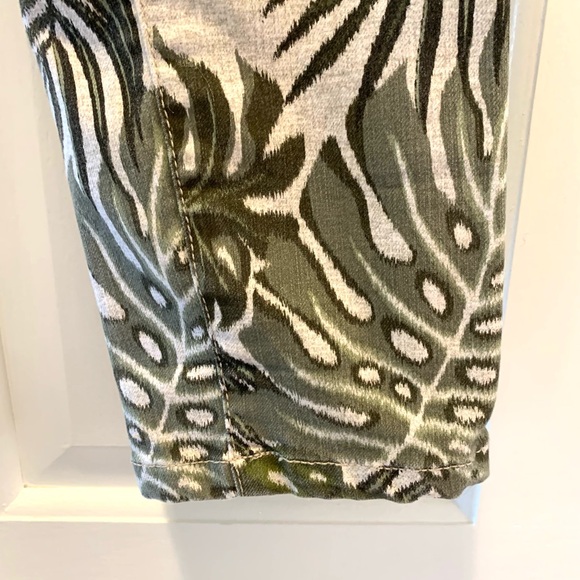 Tommy Bahama Safari Bliss high-rise ankle green leaf jeans size 0/28 - Picture 8 of 11